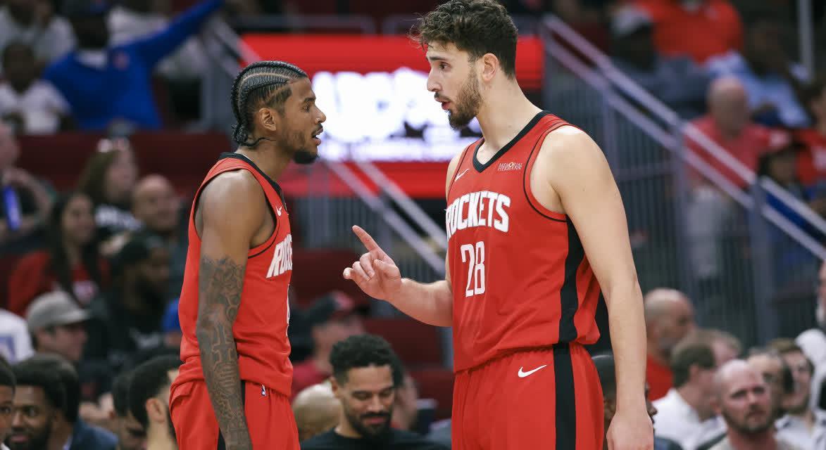 拳击赛场再起风云:荆楚青龙队守住胜果岭东火狐队,脚步移动更到位复盘值得玩味 拳击赛场再起风云:荆楚青龙队守住胜果岭东火狐队,脚步移动更到位复盘值得玩味